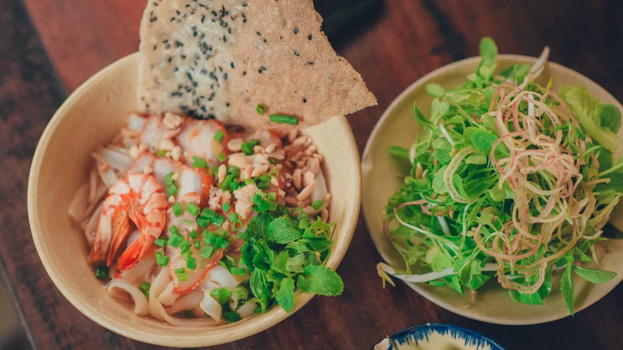 Top 10 des spécialités incontournables de Da Nang: voyage au cœur des saveurs du Centre