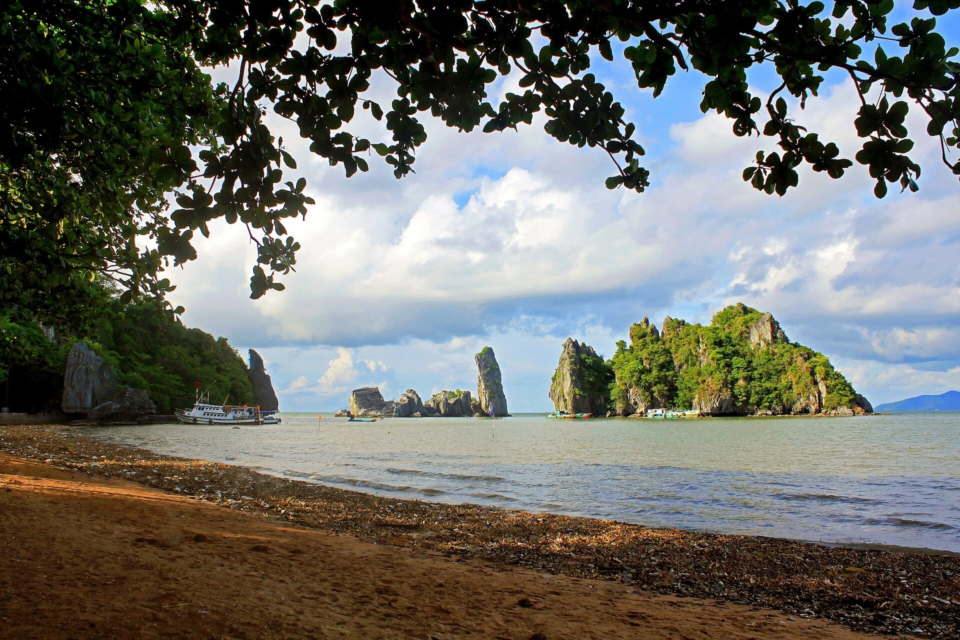 Le littoral de Ha Tien: immersion entre légendes de pirates et îles secrètes du Mékong profond